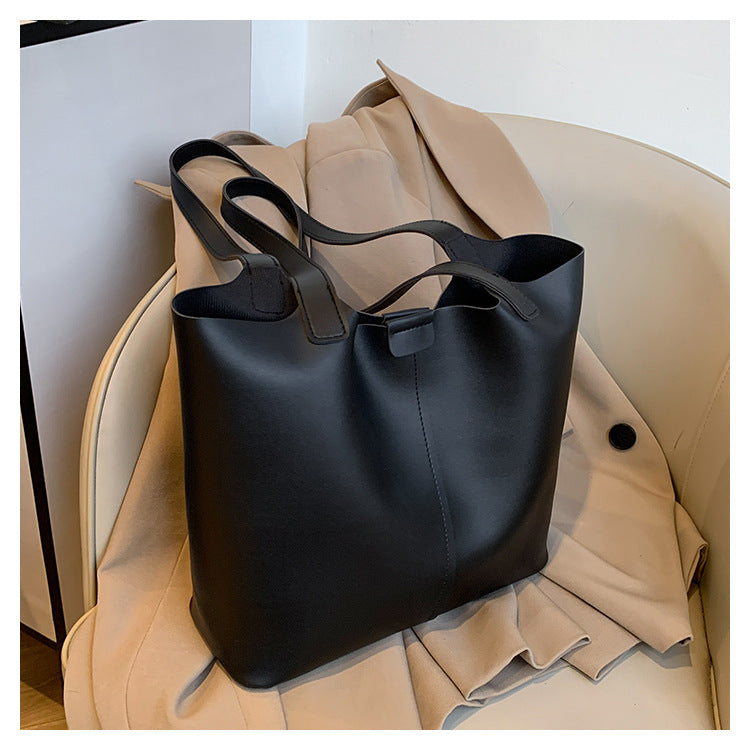 Fashionable And Versatile Commuter Shoulder Bag