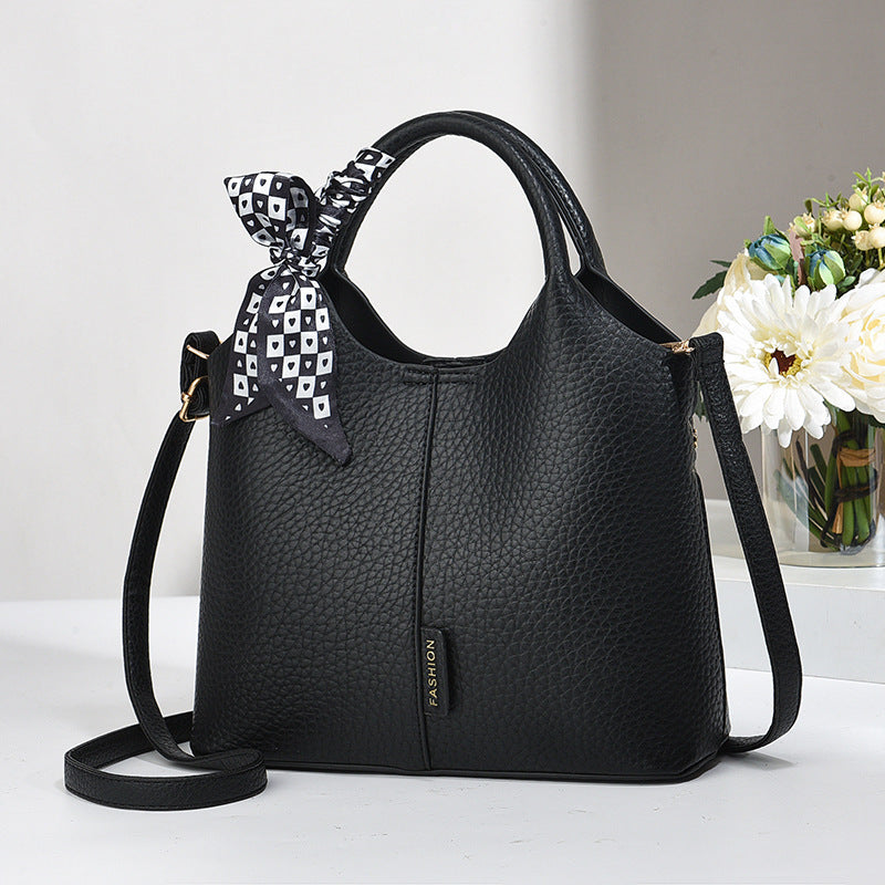 Fashionable Ladies Handbag With A Spacious And Elegant Design